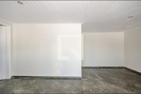 Apartamento à venda com 240m², 3 quartos e 1 vaga Apartamento à venda com 240m², 3 quartos e 1 vagaSala cobertura