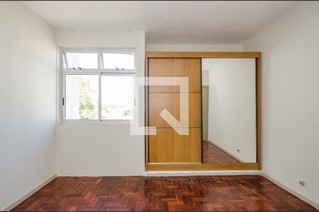 Apartamento à venda com 240m², 3 quartos e 1 vaga Apartamento à venda com 240m², 3 quartos e 1 vagaQuarto 1