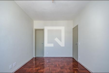 Apartamento à venda com 240m², 3 quartos e 1 vaga Apartamento à venda com 240m², 3 quartos e 1 vagaSuíte