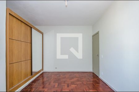 Apartamento à venda com 240m², 3 quartos e 1 vaga Apartamento à venda com 240m², 3 quartos e 1 vagaQuarto 1