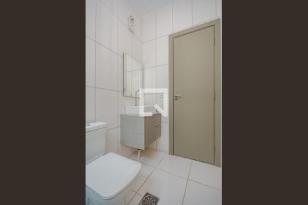 Apartamento à venda com 240m², 3 quartos e 1 vaga Apartamento à venda com 240m², 3 quartos e 1 vagaBanheiro da Suíte