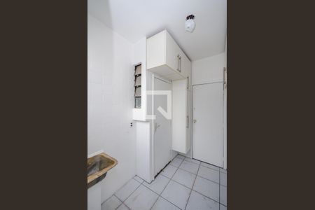 Apartamento à venda com 240m², 3 quartos e 1 vaga Apartamento à venda com 240m², 3 quartos e 1 vagaÁrea de Serviço