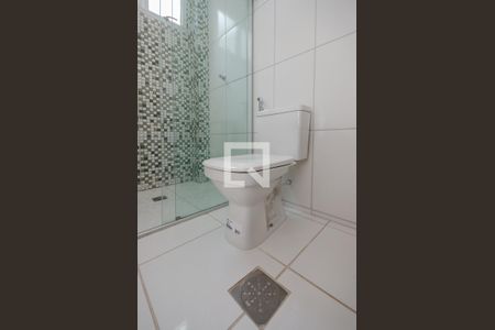 Apartamento à venda com 240m², 3 quartos e 1 vaga Apartamento à venda com 240m², 3 quartos e 1 vagaBanheiro da Suíte