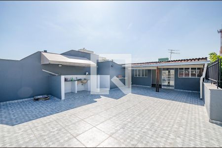 Apartamento à venda com 240m², 3 quartos e 1 vaga Apartamento à venda com 240m², 3 quartos e 1 vagaVaranda