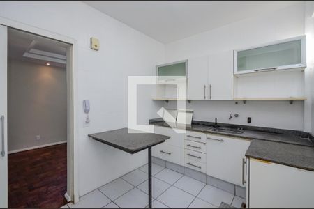 Apartamento à venda com 240m², 3 quartos e 1 vaga Apartamento à venda com 240m², 3 quartos e 1 vagaCozinha