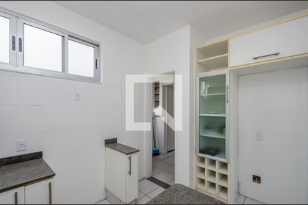 Apartamento à venda com 240m², 3 quartos e 1 vaga Apartamento à venda com 240m², 3 quartos e 1 vagaCozinha