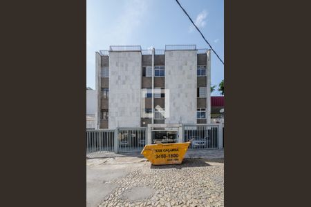 Apartamento à venda com 240m², 3 quartos e 1 vaga Apartamento à venda com 240m², 3 quartos e 1 vagaFachada