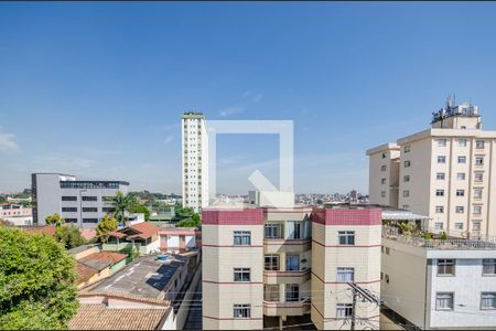 Apartamento à venda com 240m², 3 quartos e 1 vaga Apartamento à venda com 240m², 3 quartos e 1 vagaVista da Varanda