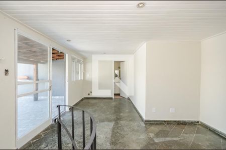 Apartamento à venda com 240m², 3 quartos e 1 vaga Apartamento à venda com 240m², 3 quartos e 1 vagaSala cobertura