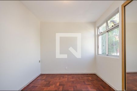 Apartamento à venda com 240m², 3 quartos e 1 vaga Apartamento à venda com 240m², 3 quartos e 1 vagaQuarto 2