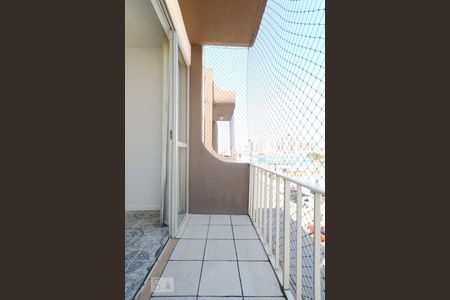 Apartamento para alugar com 65m², 2 quartos e 2 vagasVaranda