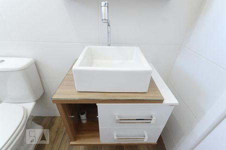 Apartamento para alugar com 65m², 2 quartos e 2 vagasBanheiro