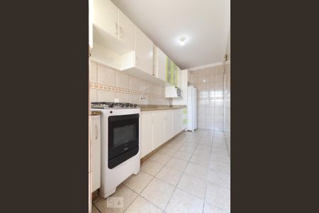 Apartamento para alugar com 65m², 2 quartos e 2 vagasCozinha