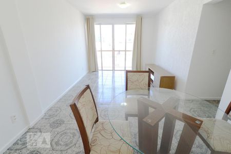Apartamento para alugar com 65m², 2 quartos e 2 vagasSala