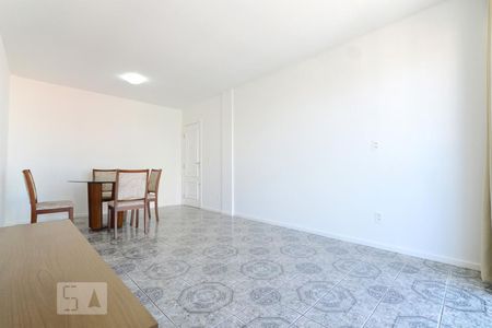Apartamento para alugar com 65m², 2 quartos e 2 vagasSala