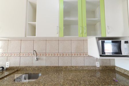 Apartamento para alugar com 65m², 2 quartos e 2 vagasCozinha
