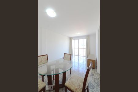 Apartamento para alugar com 65m², 2 quartos e 2 vagasSala