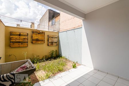 Casa para alugar com 100m², 3 quartos e 2 vagas Casa para alugar com 100m², 3 quartos e 2 vagasÁrea de Serviço e Quintal