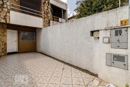 Casa para alugar com 100m², 3 quartos e 2 vagas Casa para alugar com 100m², 3 quartos e 2 vagasGaragem