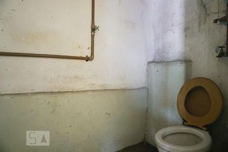 Casa à venda com 200m², 3 quartos e 2 vagasCasa 2 - Banheiro