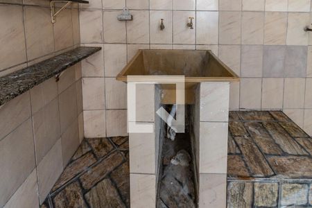 Casa à venda com 119m², 2 quartos e 1 vagaÁrea de serviço 