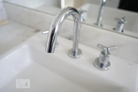 Apartamento à venda com 157m², 3 quartos e 3 vagasBanheiro da Suíte 1