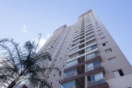 Apartamento para alugar com 62m², 2 quartos e 1 vagaFachada