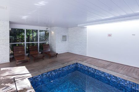 Apartamento para alugar com 62m², 2 quartos e 1 vagaPiscina