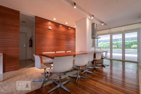 Apartamento à venda com 120m², 2 quartos e 2 vagasSalão de Festas