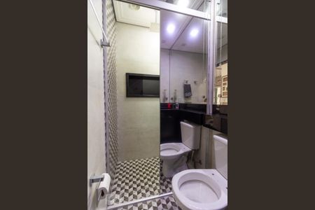 Banheiro Social de apartamento para alugar com 2 quartos, 102m² em Jardim das Vertentes, São Paulo