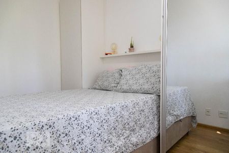 Quarto 2 de apartamento para alugar com 2 quartos, 47m² em Vargem Pequena, Rio de Janeiro