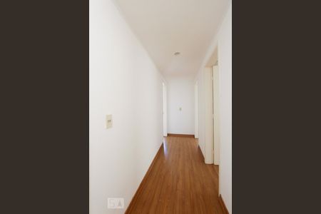 CORREDOR de apartamento à venda com 3 quartos, 115m² em Independência, Porto Alegre