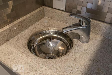 Studio para alugar com 20m², 1 quarto e sem vaga Studio para alugar com 20m², 1 quarto e sem vagaBanheiro