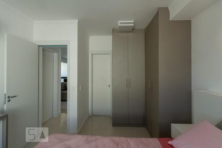 Apartamento para alugar com 70m², 2 quartos e 2 vagas Apartamento para alugar com 70m², 2 quartos e 2 vagasSuíte