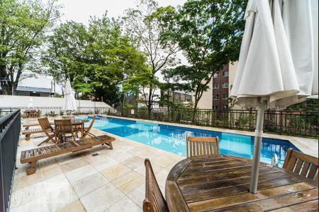 Apartamento para alugar com 70m², 2 quartos e 2 vagas Apartamento para alugar com 70m², 2 quartos e 2 vagasPiscina