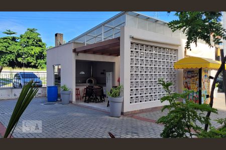 Apartamento para alugar com 60m², 2 quartos e 1 vagaÁrea comum - Churrasqueira