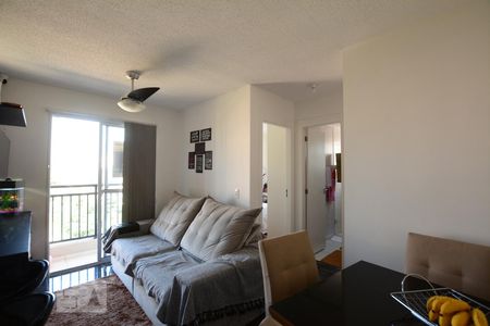 Sala de apartamento para alugar com 2 quartos, 60m² em Parada de Lucas, Rio de Janeiro