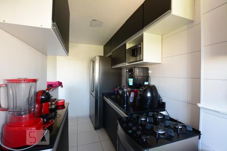 Apartamento para alugar com 60m², 2 quartos e 1 vagaCozinha e Área de Se