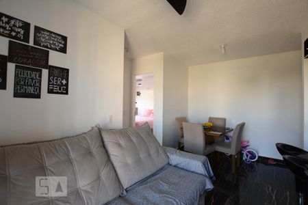 Sala de apartamento para alugar com 2 quartos, 60m² em Parada de Lucas, Rio de Janeiro