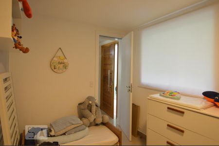 Casa à venda com 320m², 5 quartos e 3 vagasQuarto 2