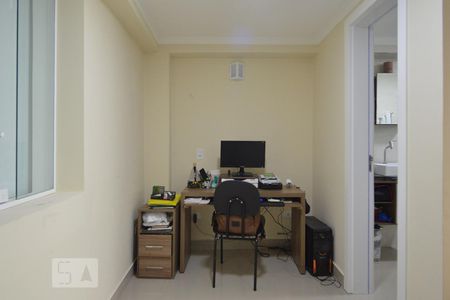 Casa à venda com 320m², 5 quartos e 3 vagasEscritório na sala 2