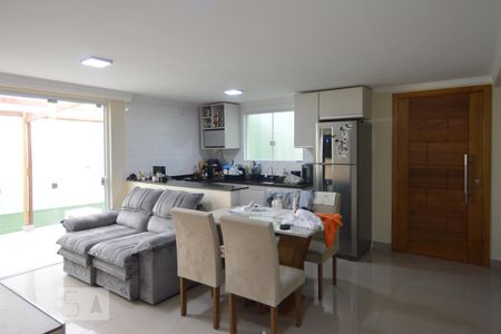 Casa à venda com 320m², 5 quartos e 3 vagasSala 2 e cozinha 2 americada