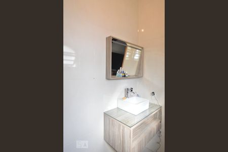 Casa à venda com 320m², 5 quartos e 3 vagasBanheiro da suite 1