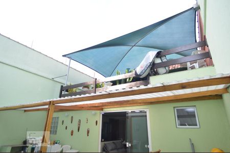 Casa à venda com 320m², 5 quartos e 3 vagasÁrea externa no piso inferior