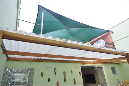 Casa à venda com 320m², 5 quartos e 3 vagasÁrea externa no piso inferior