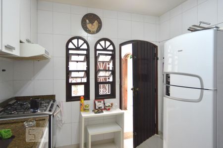 Casa à venda com 320m², 5 quartos e 3 vagasCozinha 1