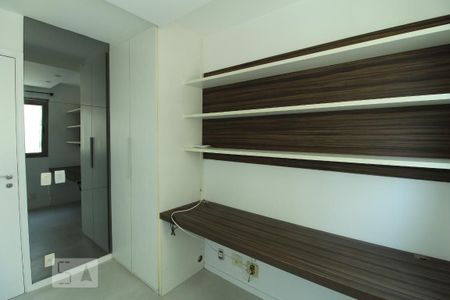 Apartamento à venda com 97m², 3 quartos e 1 vagaQuarto