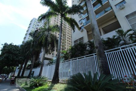 Apartamento à venda com 97m², 3 quartos e 1 vagaFachada