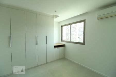 Apartamento à venda com 97m², 3 quartos e 1 vagaSuíte