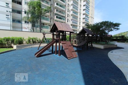 Apartamento à venda com 97m², 3 quartos e 1 vagaÁrea Comum - Parquinho